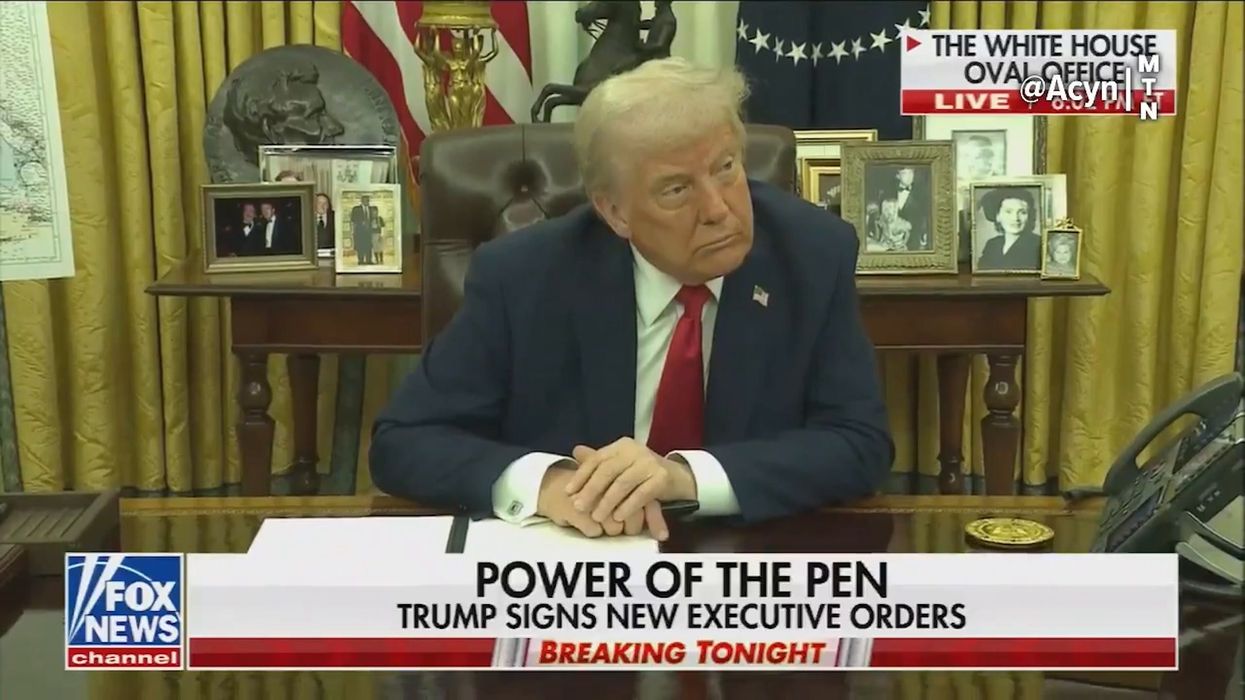 Trump's now saying he might run for a 'fourth' term for this bizarre reason