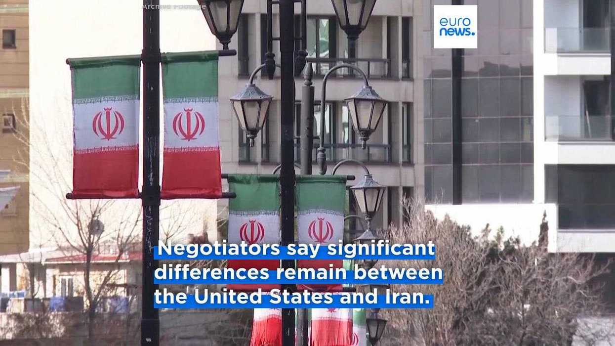 Trump attempts to threaten Iran again and people are getting bored of it