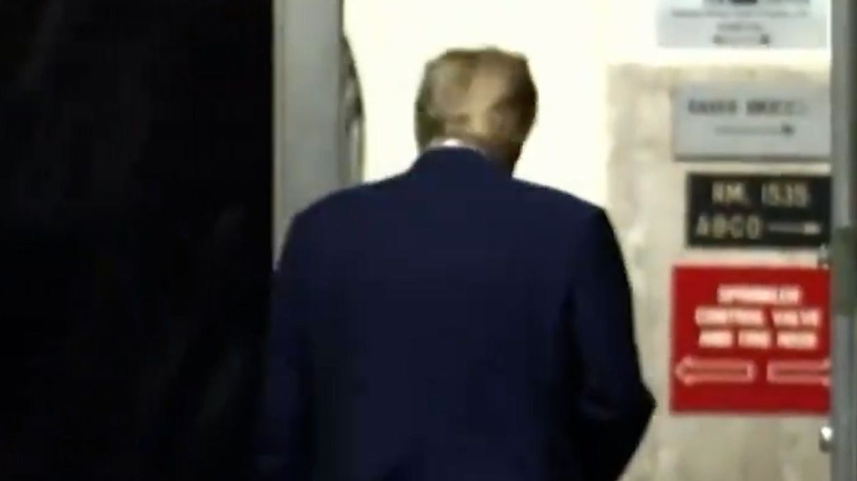 The funniest memes as Donald Trump reportedly #39 farts #39 in court indy100 The funniest memes as Donald Trump reportedly #39 farts #39 in court indy100