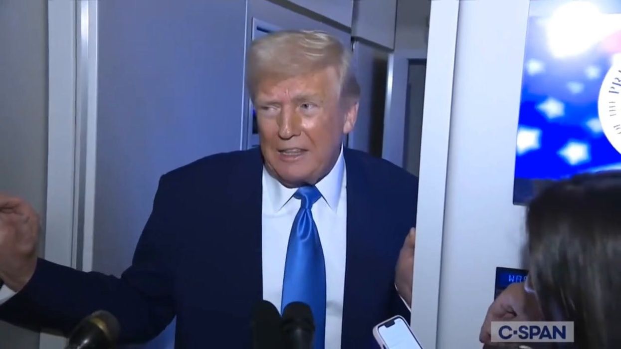 What is the recession brunette trend and how is it related to Trump?