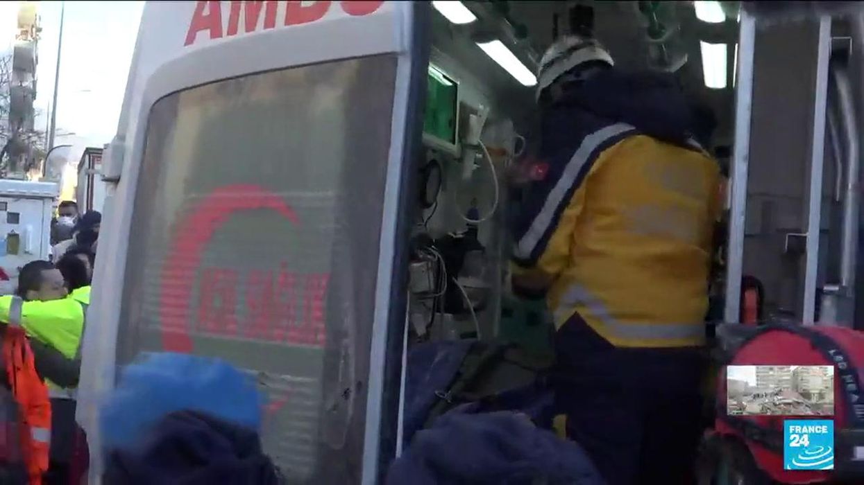 Afghans stampede to airport after fake Turkey rumour circulates