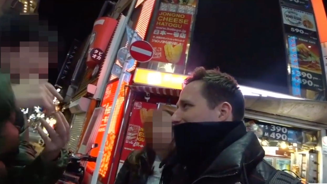 Twitch streamer saves woman from stranger following her with genius move