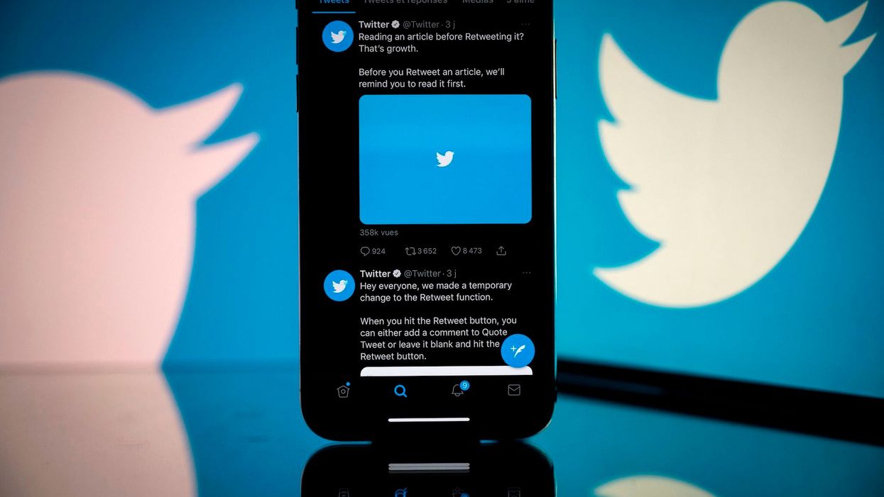 <p>Twitter users are sharing red flags to signify warning signs in friendships and relationships. </p>
