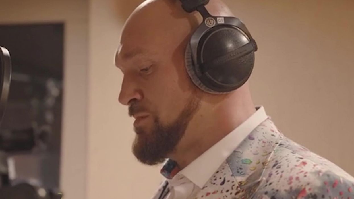 Tyson Fury records official version of 'Sweet Caroline' for mental health charity
