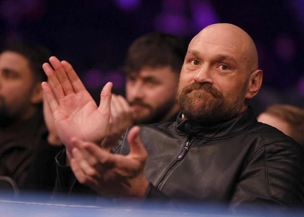 Tyson Fury joins Wayne Rooney to manage Soccer Aid’s England team