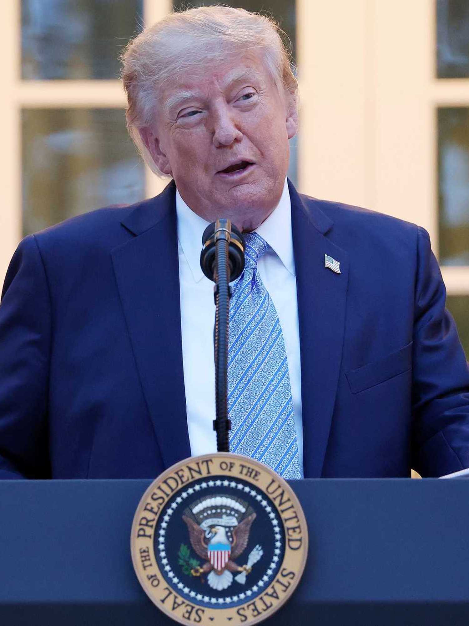 U.S. President Donald Trump speaks at a dinner in the Rose Garden of the White House on September 17, 2026 in Washington, DC