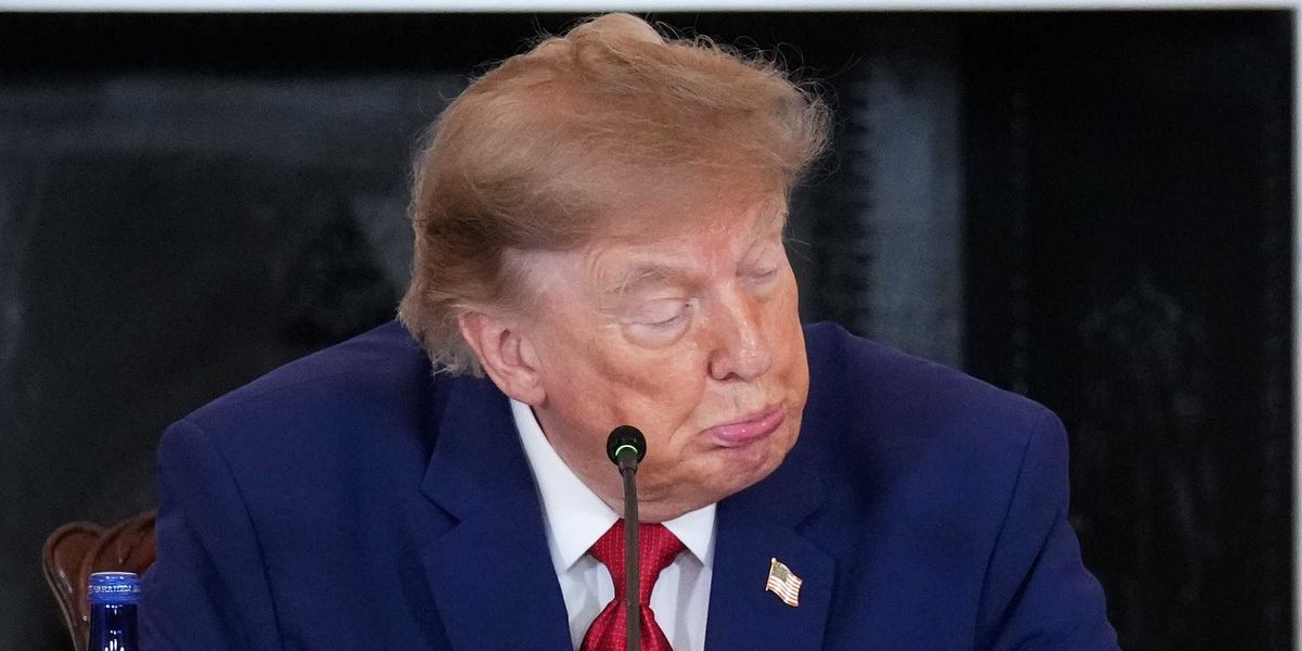 Donald Trump Posts Unhinged Response To White House Ballroom Court donald-trump-posts-unhinged-response-to-white-house-ballroom-court