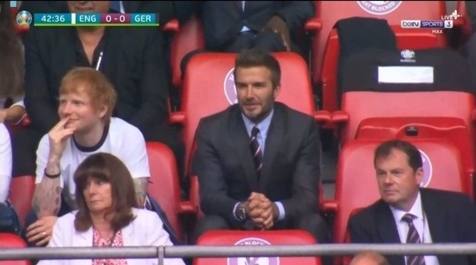 \u201cEd Sheeran watching the game with David Beckham is the best thing I saw today\u201d