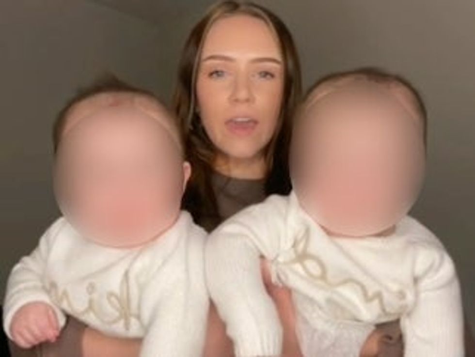 <p>\u201cEverybody wants to know to know if I\u2019m just tiny... or my babies are huge\u201d</p>