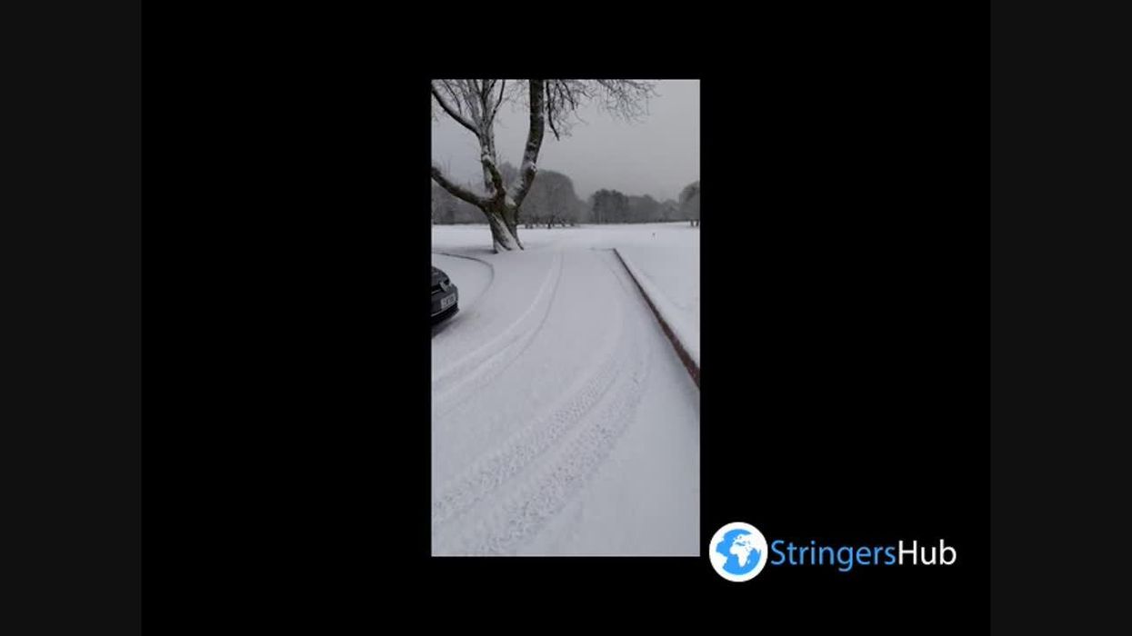 A snow bomb dropping ‘two inches per hour’ is heading towards the UK