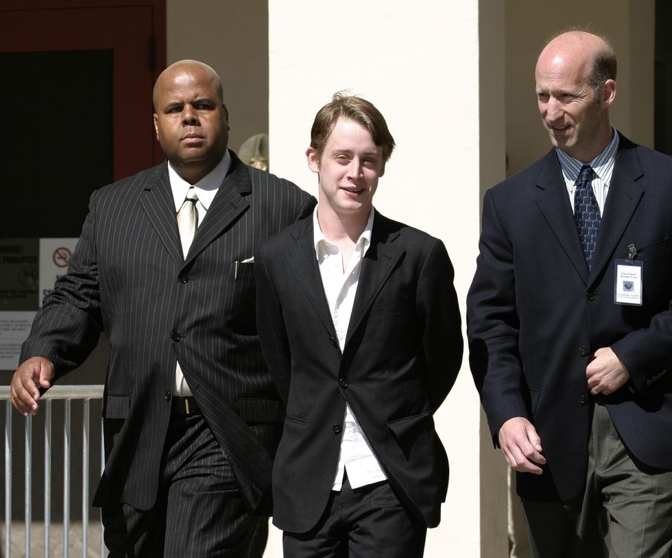 US actor Macaulay Culkin departs after testifying in Michael Jackson's child molestation trial on 11 May 2005 at the Santa Barbara County Courthouse in Santa Maria, California