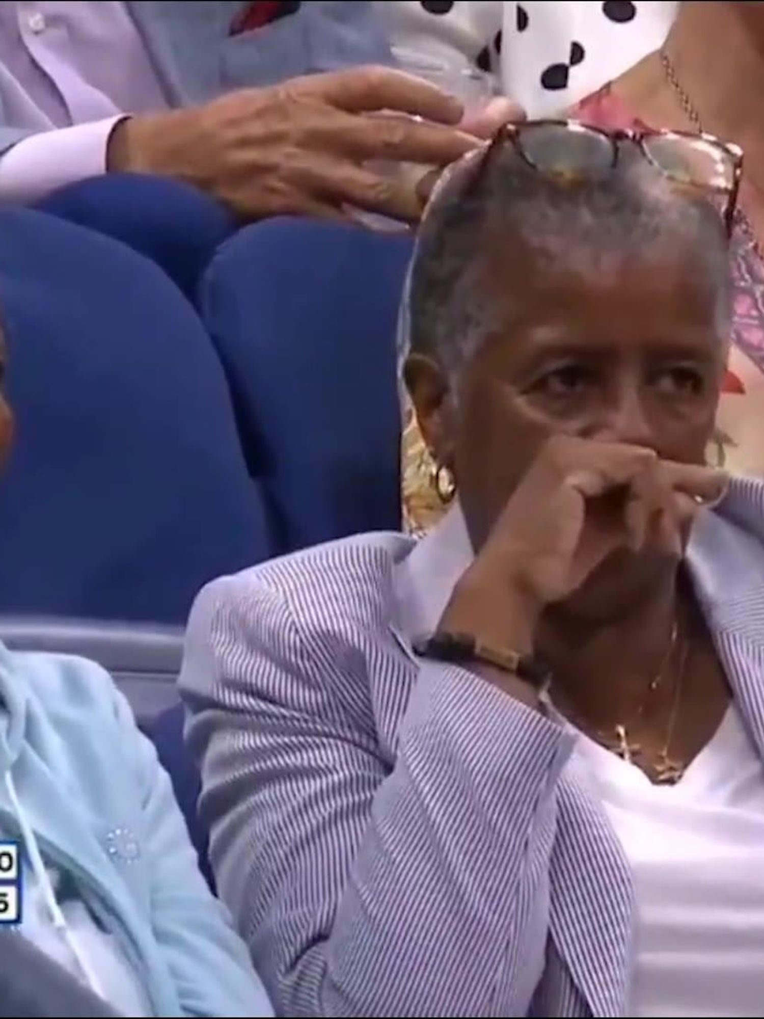 Dionne Warwick had the best response after TV announcer called her Gladys Knight