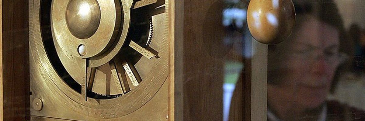 Odkrycie „2000-letniego komputera” sprawia, że naukowcy drapią się po głowach Odkrycie „2000-letniego komputera” sprawia, że naukowcy drapią się po głowach