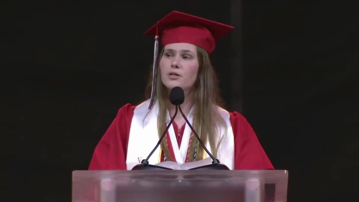 Student with nonspeaking autism gives touching commencement speech