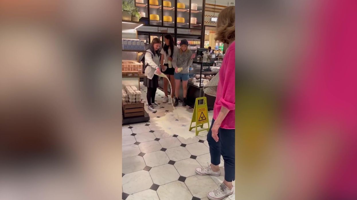 Woman freaked out after man orders milk on their first date