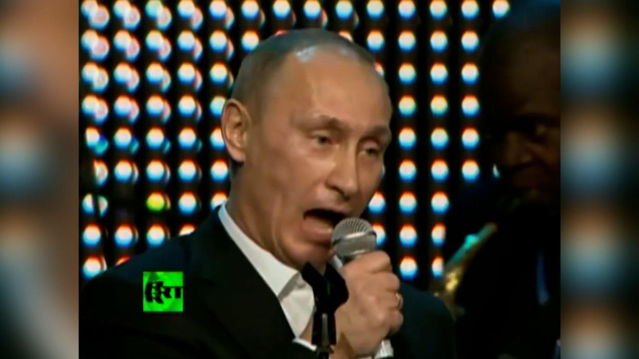 Nurse goes viral after speculating that Putin has Parkinson’s symptoms