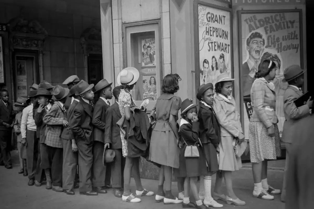 Waiting in the movie line, South Side of Chicago, 1941, photo by Edwin Rosskam