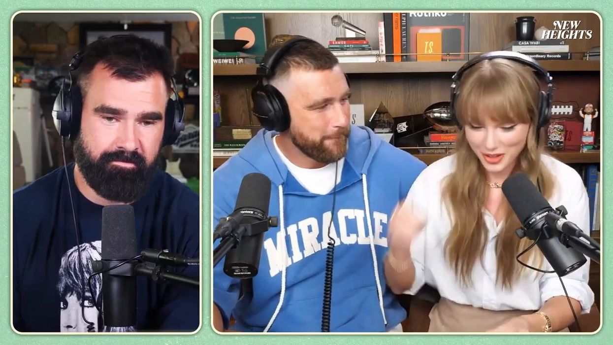 Watch Taylor Swift recall the emotional moment she got her music back