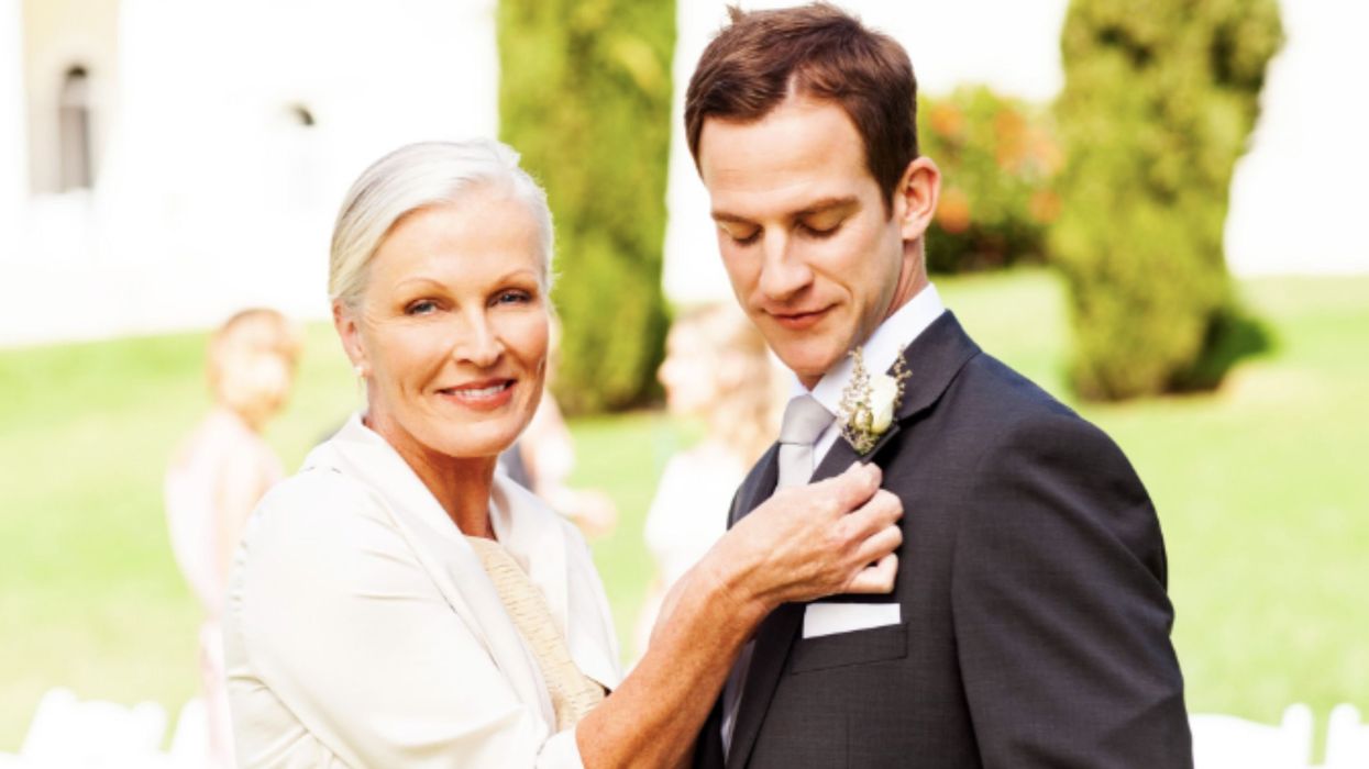 Wedding make-up artist claims she saw groom being breastfed by his mother