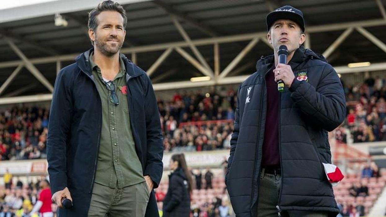 BBC broadcasts Wrexham fan's explicit anti-Tory message during FA Cup game