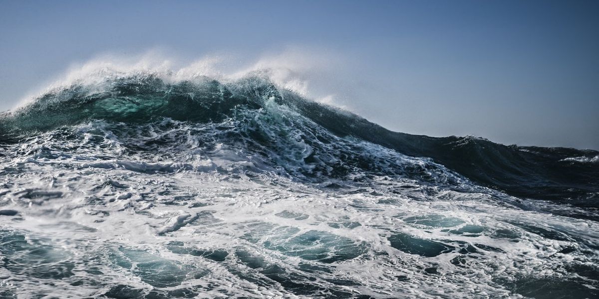 Para ilmuwan menemukan massa air tropis raksasa di tengah Samudera Atlantik