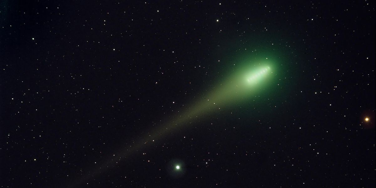 How to see the rare green comet which is passing Earth tonight? indy100 How to see the rare green comet which is passing Earth tonight? indy100