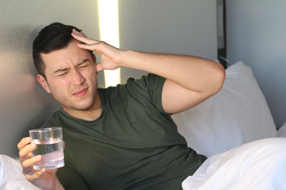 Drinking water doesn't help with hangovers, new study says indy100