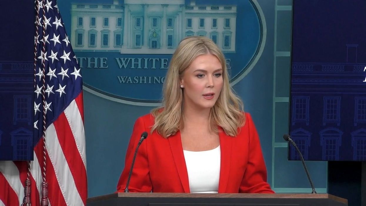 Stephen King makes NSFW Trump joke in most hilarious takedown yet