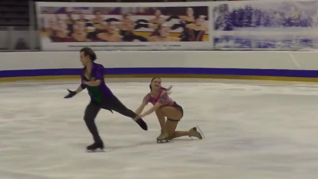 German ice skaters cosplay The Joker and Harley Quinn in Olympic routine