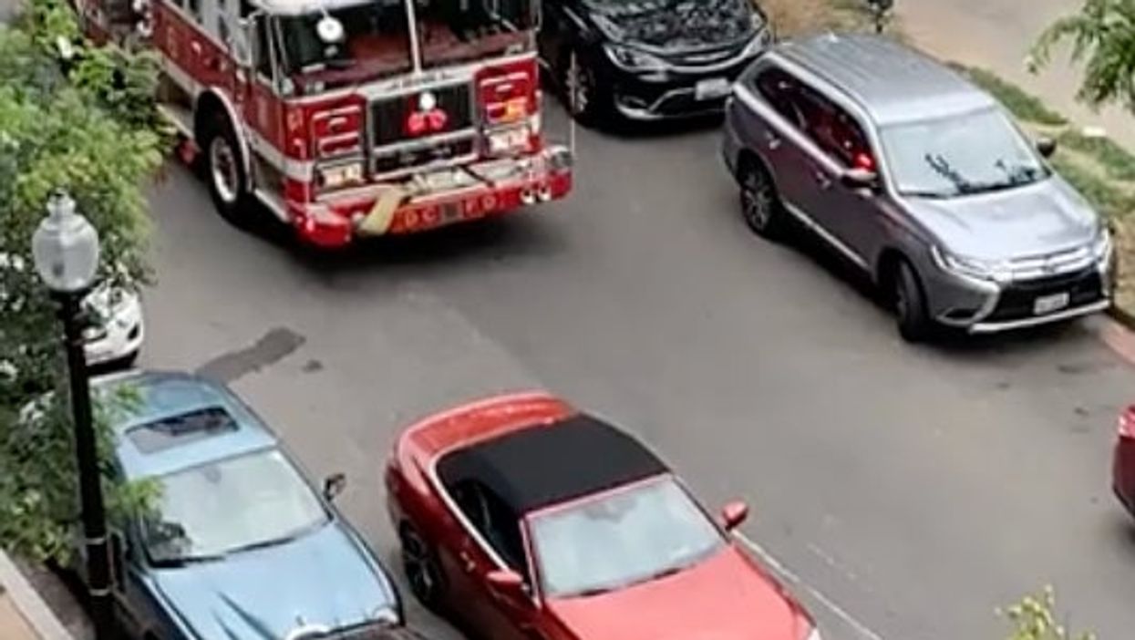 <p>Woman blocked a firetruck in an apparent emergency to shop</p>