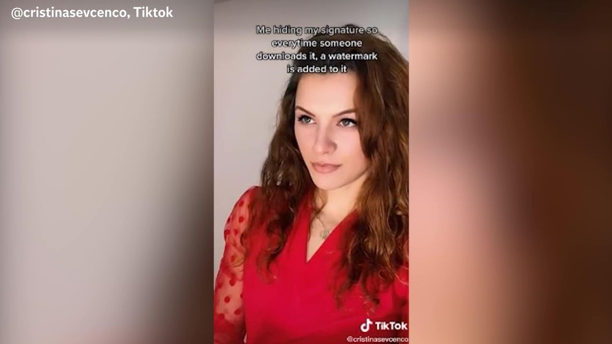 Employer called out for punishing staff who are just one minute late