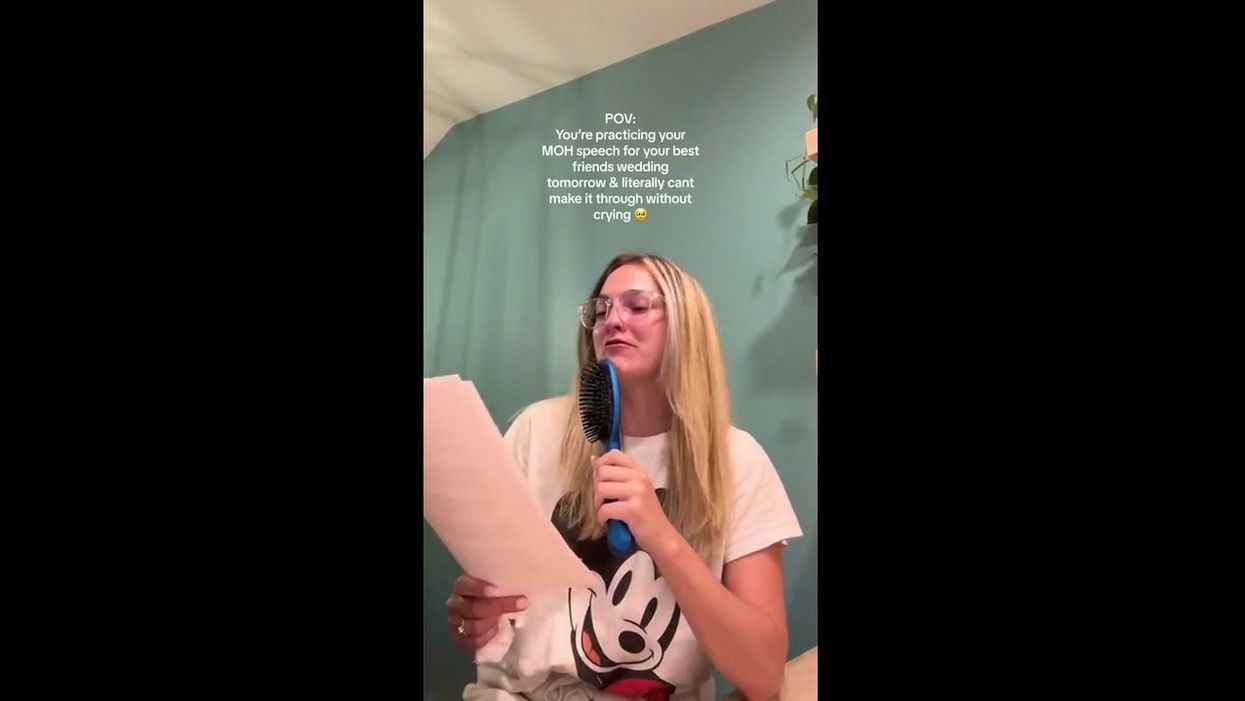 Woman flies across the world for friend's wedding – and attends wrong one