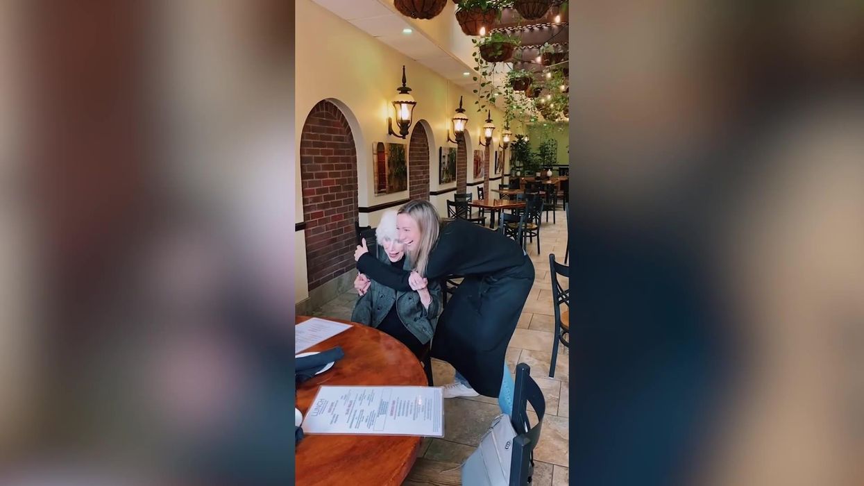 Woman travels 900 miles to surprise grandmother by pretending to be waitress