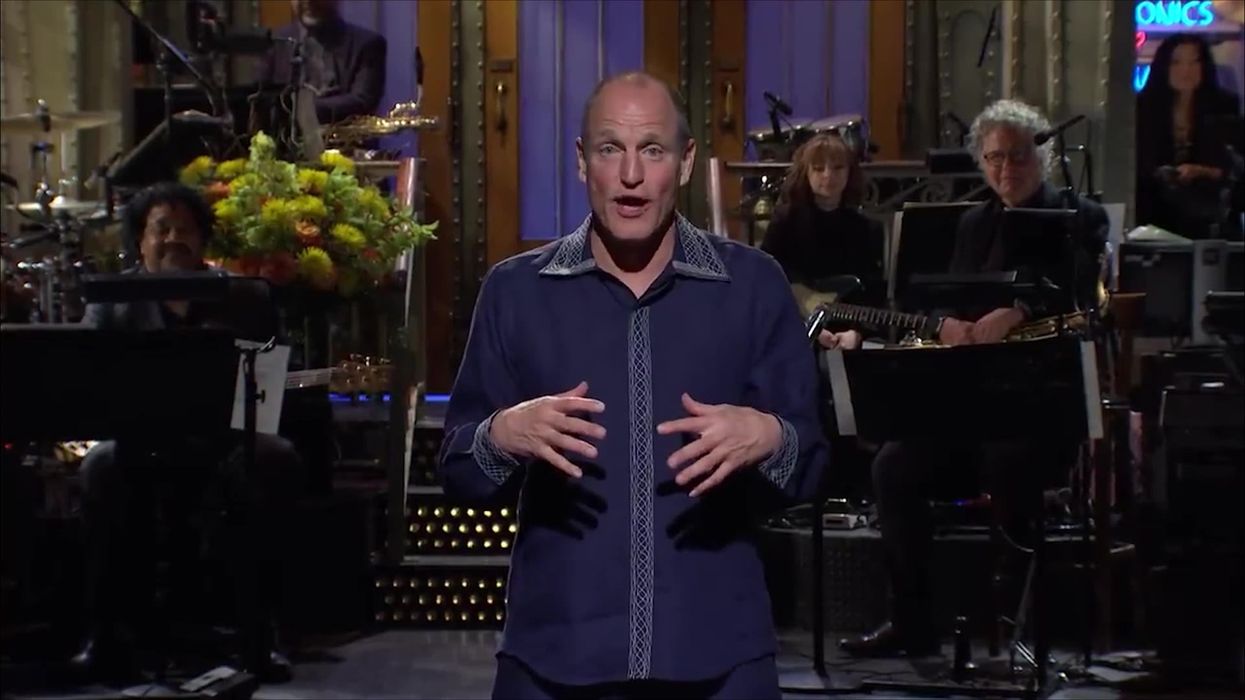 Woody Harrelson's bizarre anti-vax SNL monologue is pure cringe