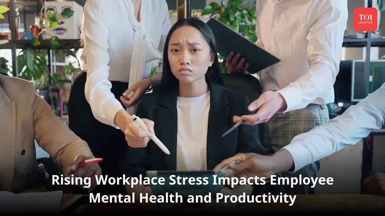 HR expert warns against toxic 'pleasanteeism' workplace trend