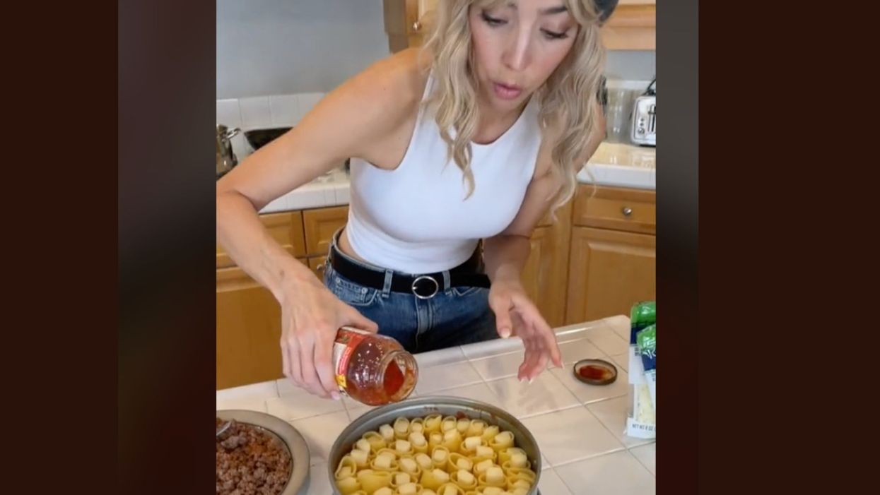 <p>Would you tuck into this ‘honeycomb pasta’?</p>