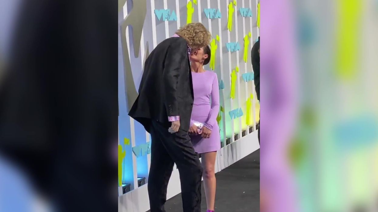 Yung Gravy took Addison Rae's mom to the MTV VMAs and kissed her on the red carpet