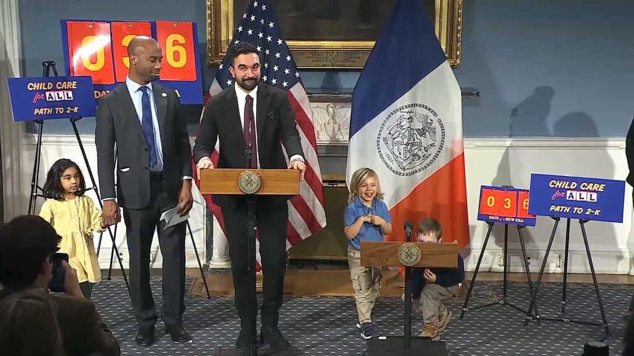 Zoran Mamdani upstaged by adorable child at his press conference on childcare